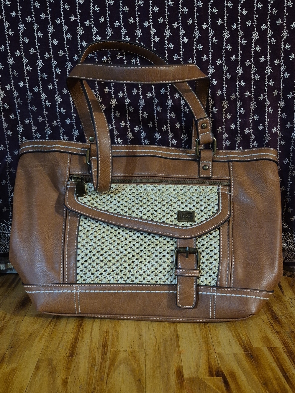 Women's Brown Woven Accent Tote Bag - Fashionable Everyday Carry